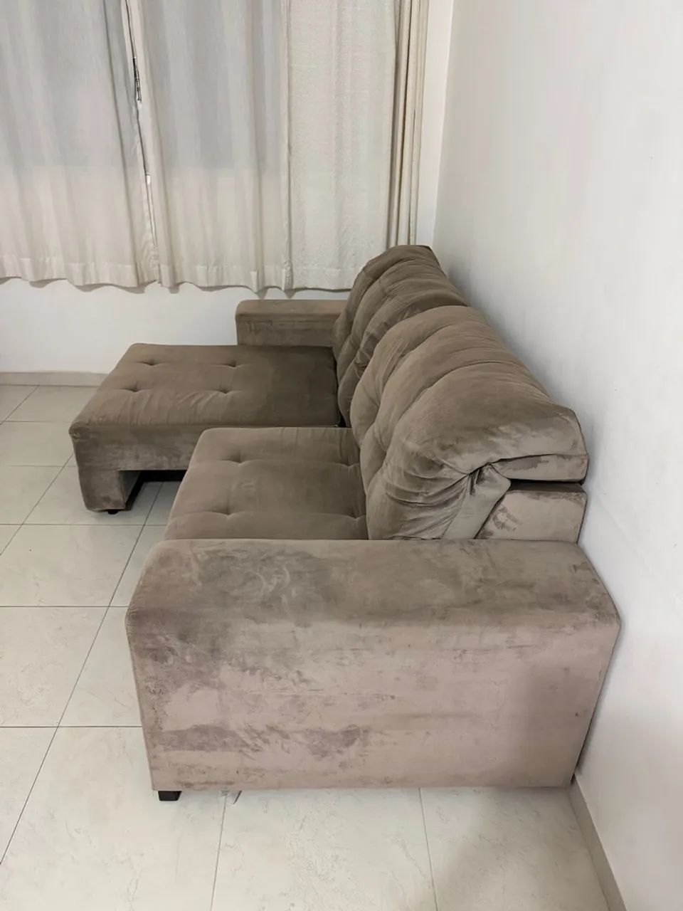 Sofá grande 2,30m bege suede  - Foto 3