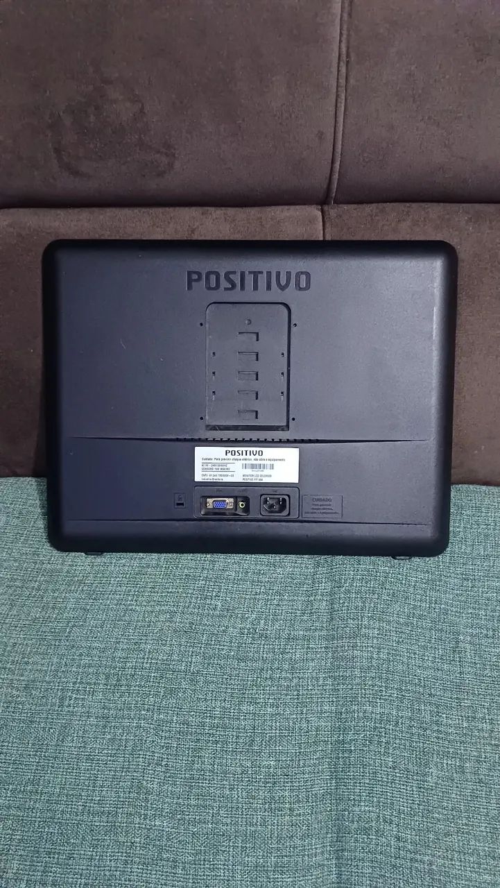Monitor 19 polegadas positivo conservado. Leia toda a descrição, local samanbaia  - Foto 3