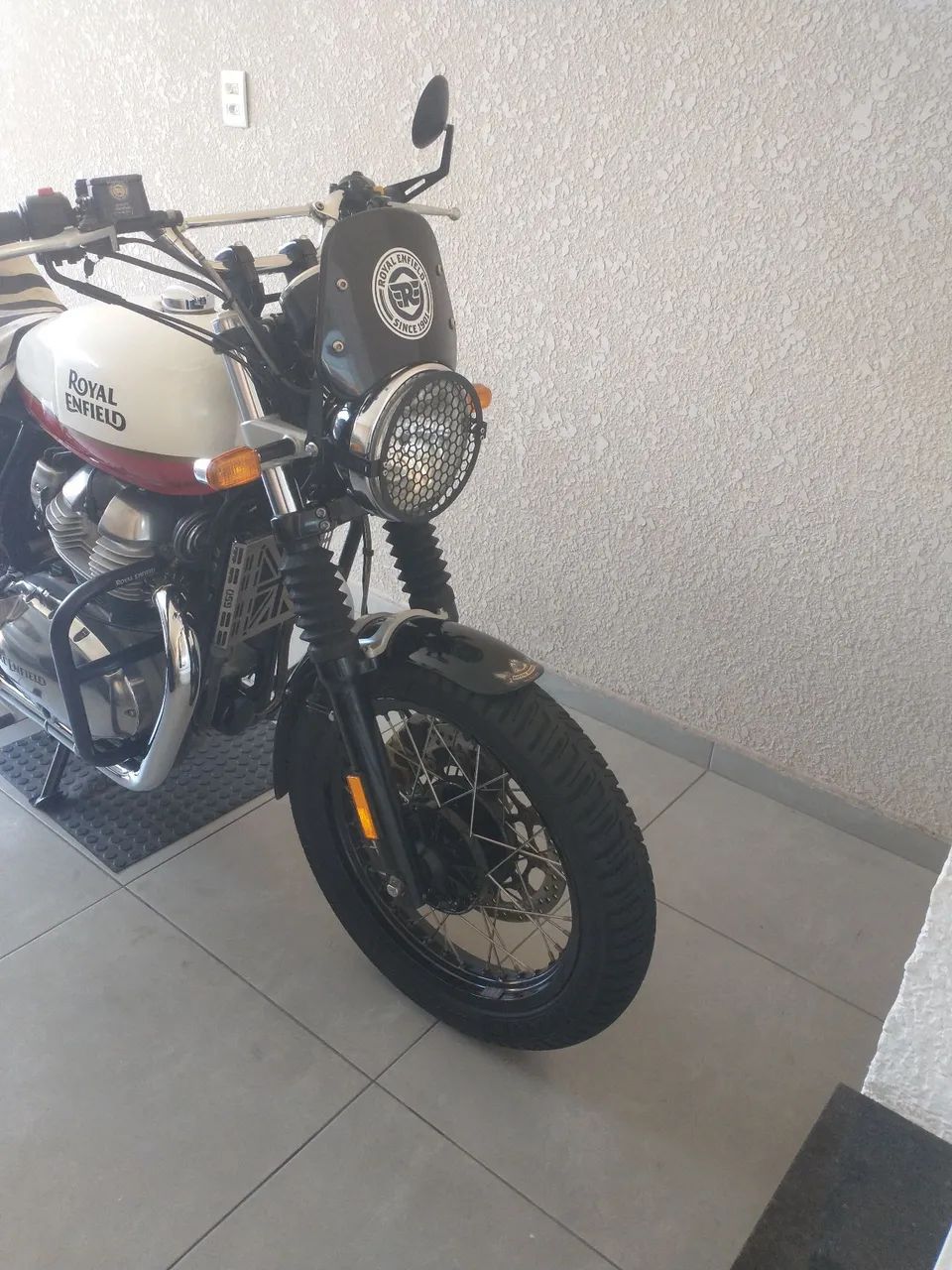 Royal enfild Interceptor 650