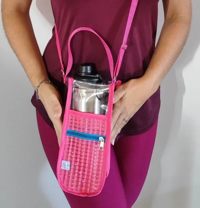 Bolsa Porta Garrafa 1L Transparente PVC Cristal com Alça Regulável e Zíper - Porta Squeeze - Foto 3