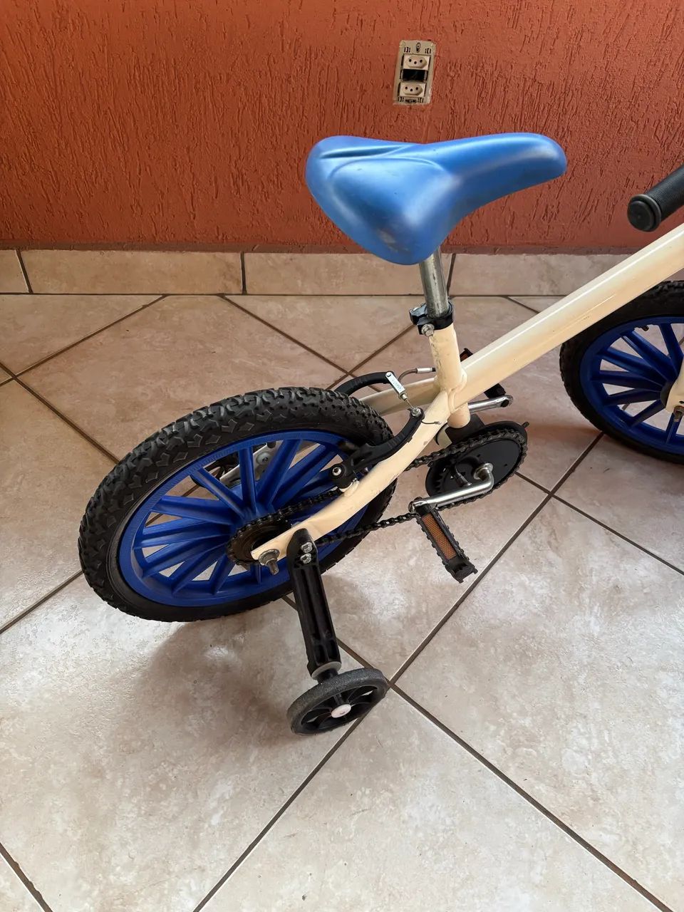 Bicicleta infantil aro 16 - Foto 3
