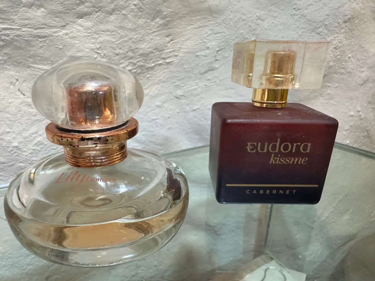 Perfumes LILY + KISS ME EUDORA  - Foto 2