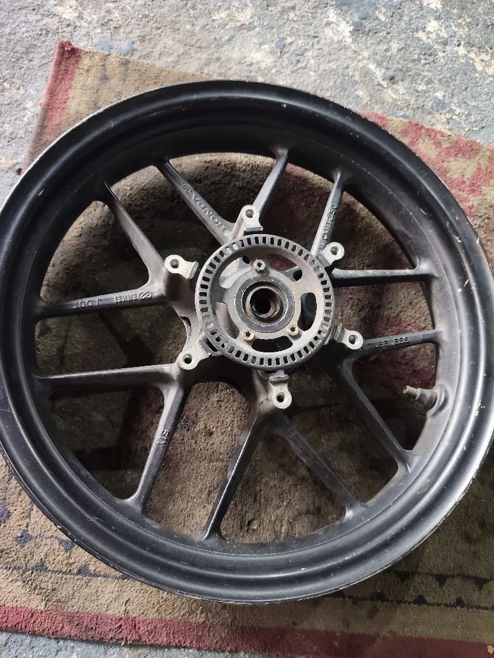 Roda dianteira ADV  - Foto 2