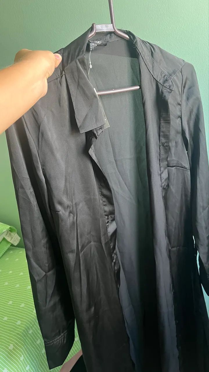 Sobretudo/vestido de cetim  - Foto 3
