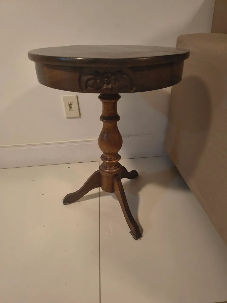 Mesa pequena jacarandá 