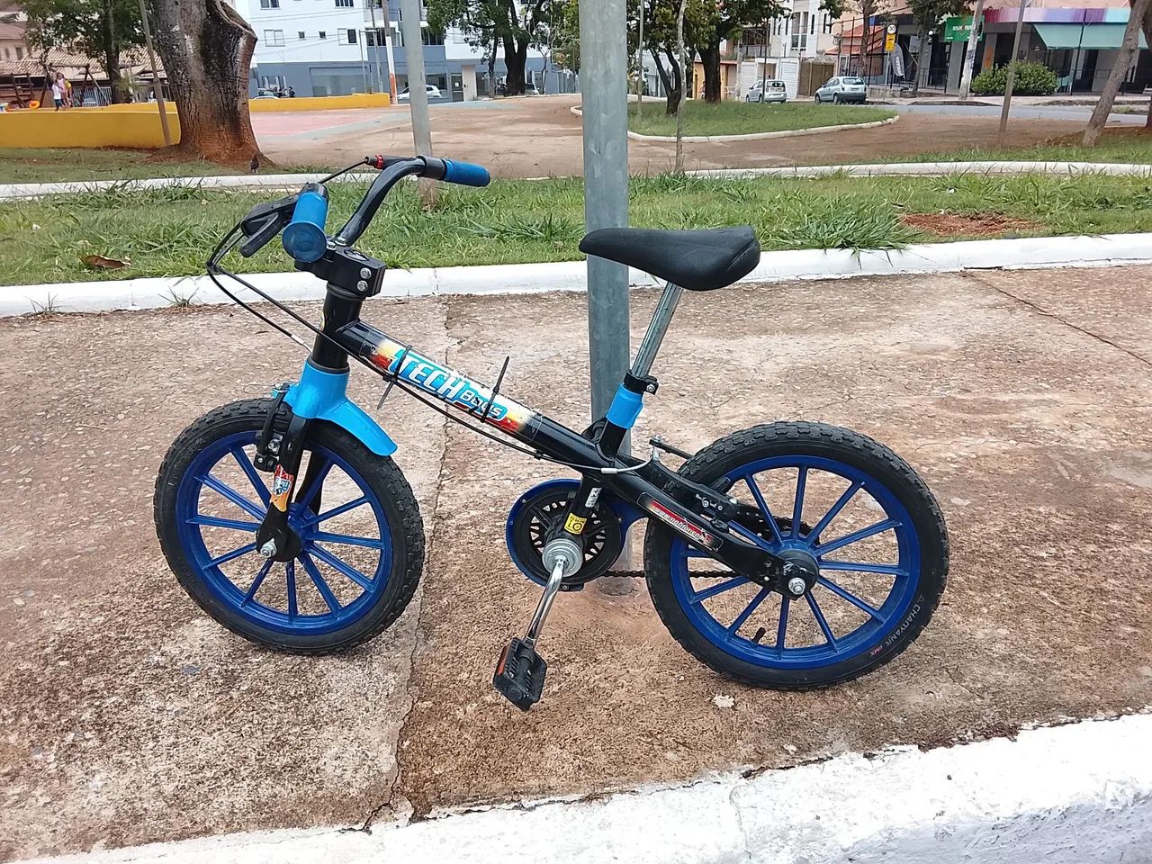 Bicicleta aro 16  - Foto 4