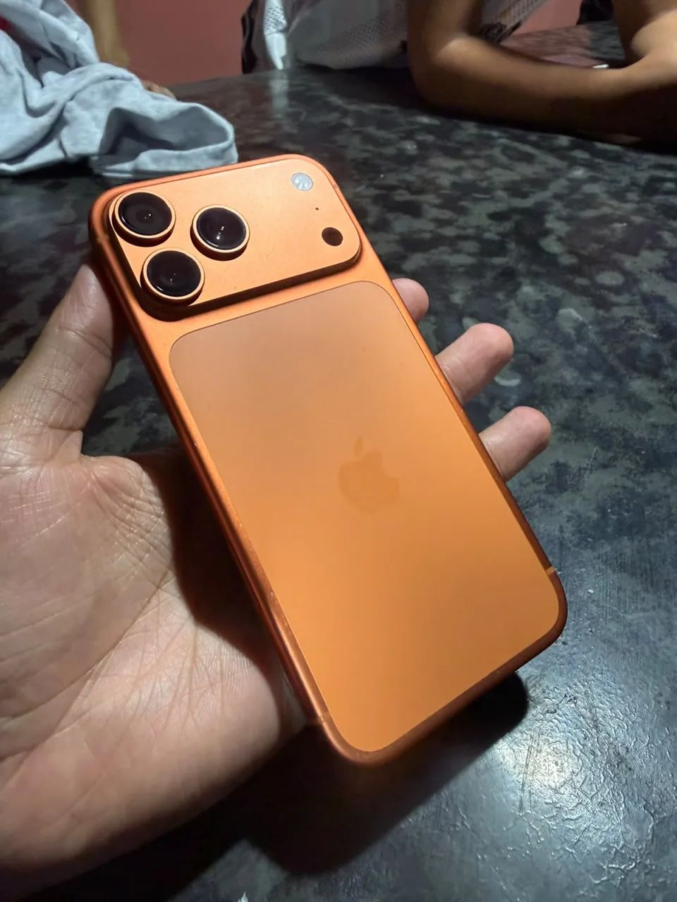 iPhone 17 pro max - Troca - Foto 2