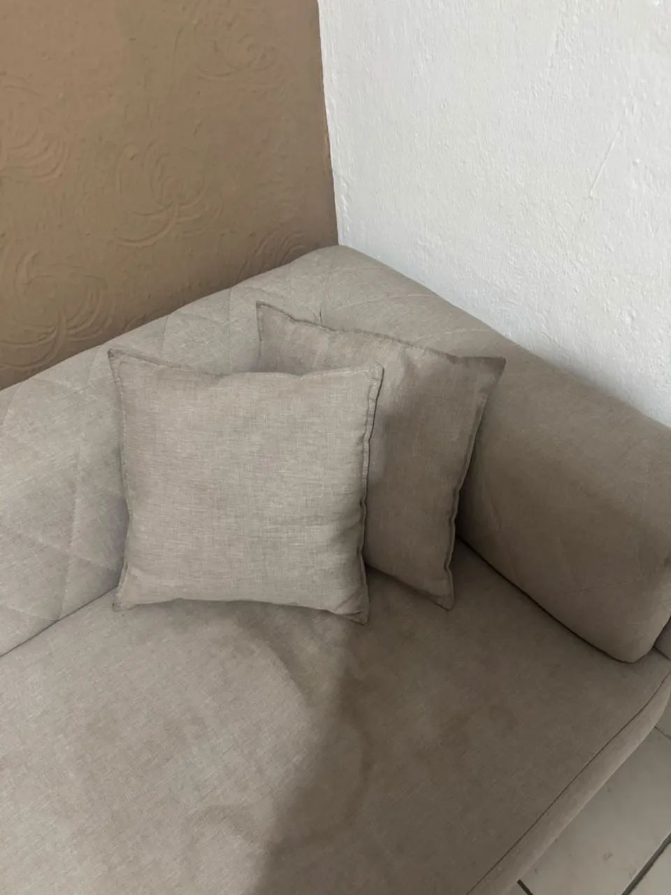 Sofá 3 Lugares 2m em Linho Bege - Excelente Material - Foto 2