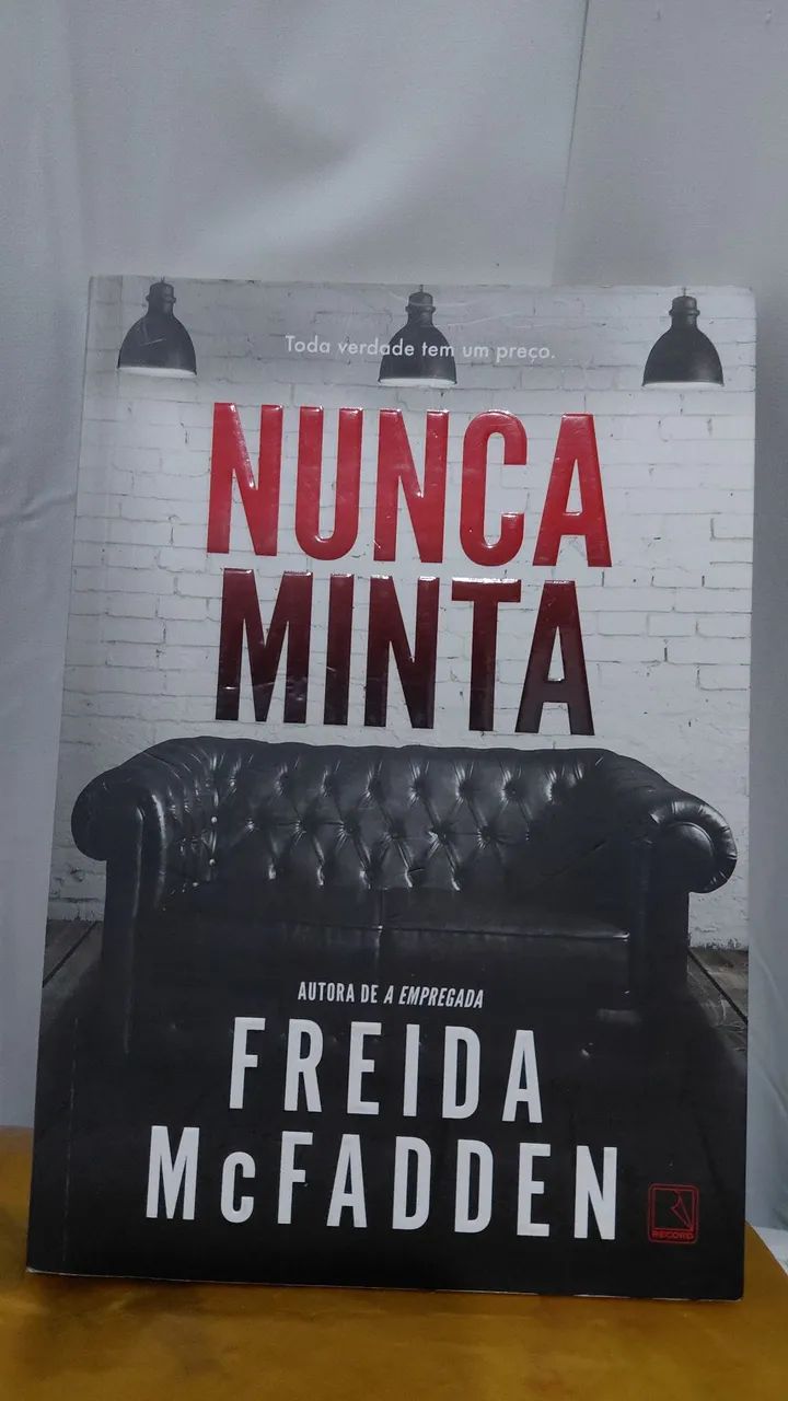 Livro Suspense - NUNCA MINTA _ Freida McFadden