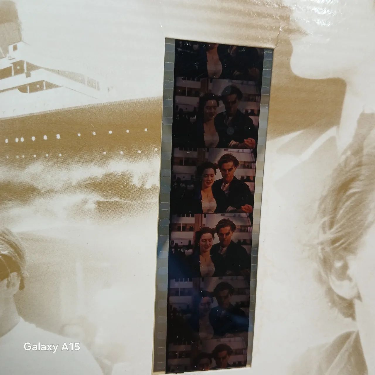 Vendo um kit fitas VHS original do filme titanic mais fotos  - Foto 5