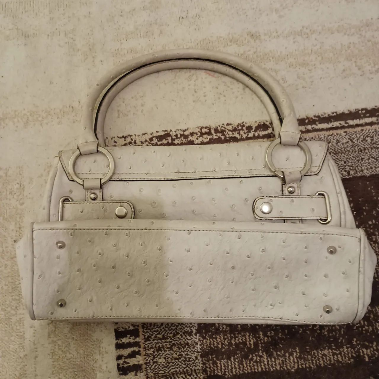 Bolsa guess couro de avestruz  - Foto 2