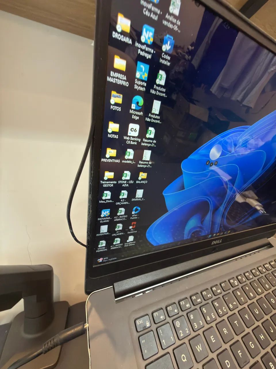 Notebook Dell Inspirion 15 i5  - Foto 3
