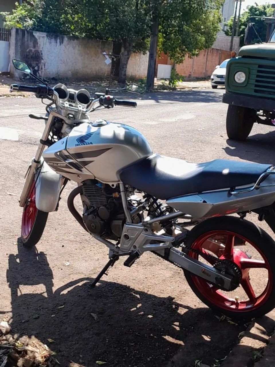 Vendo cbx 250 - Foto 5