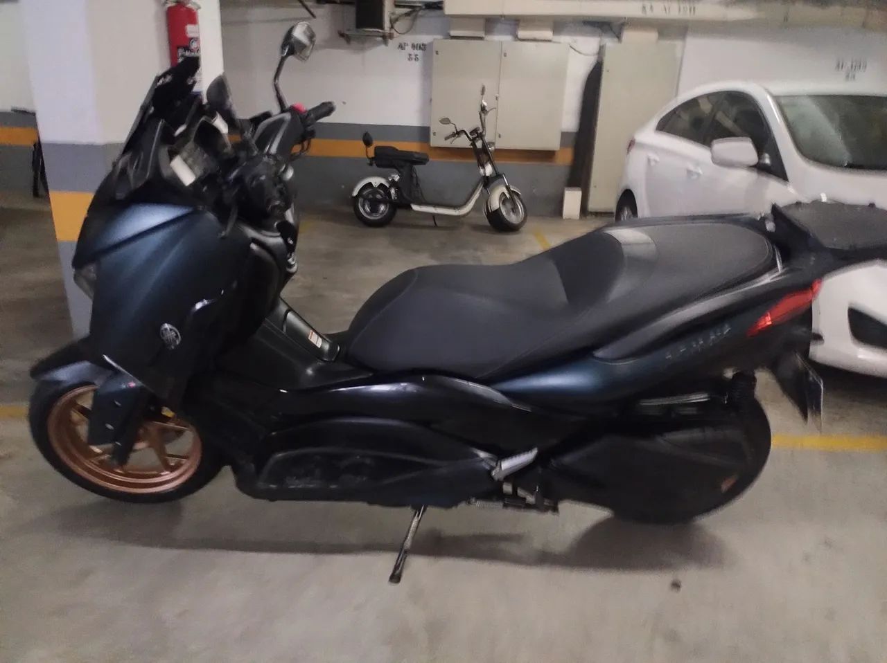 Xmax 250 2024 - Foto 5