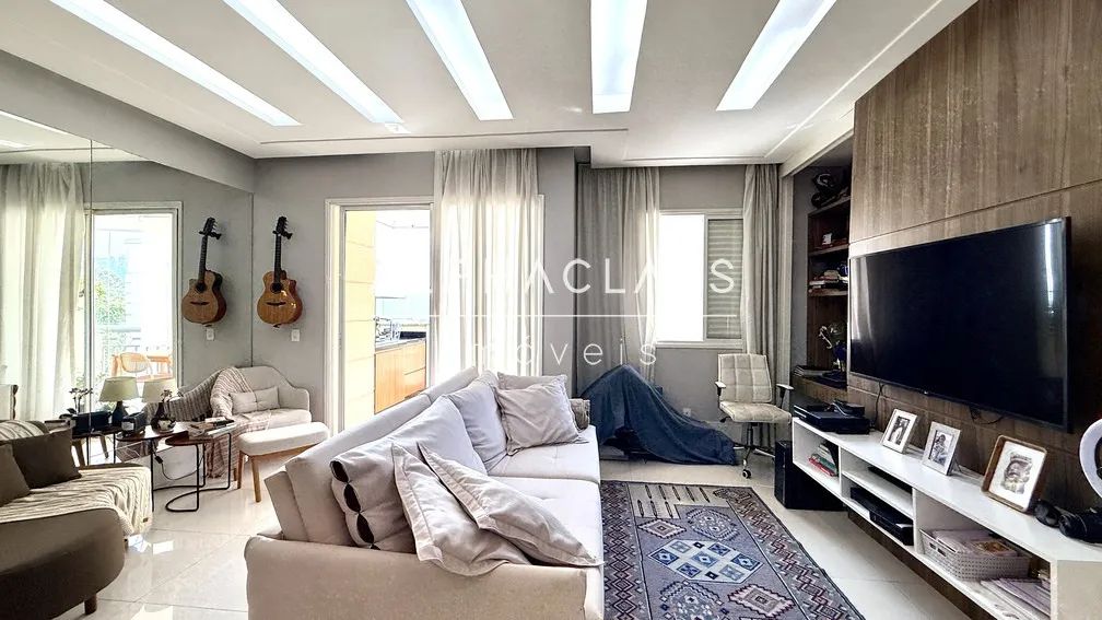 Vendo apartamento em Alphaville - Edifício Jardins Tamboré