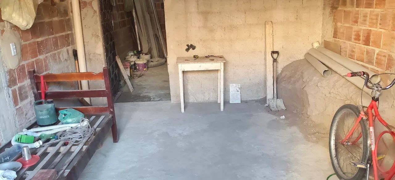 Vende-se casa