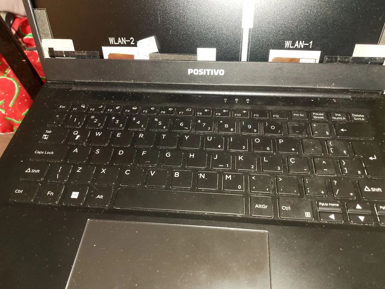 Carcaça do positivo NL40BAT-4 com teclado bem conservada - Foto 4