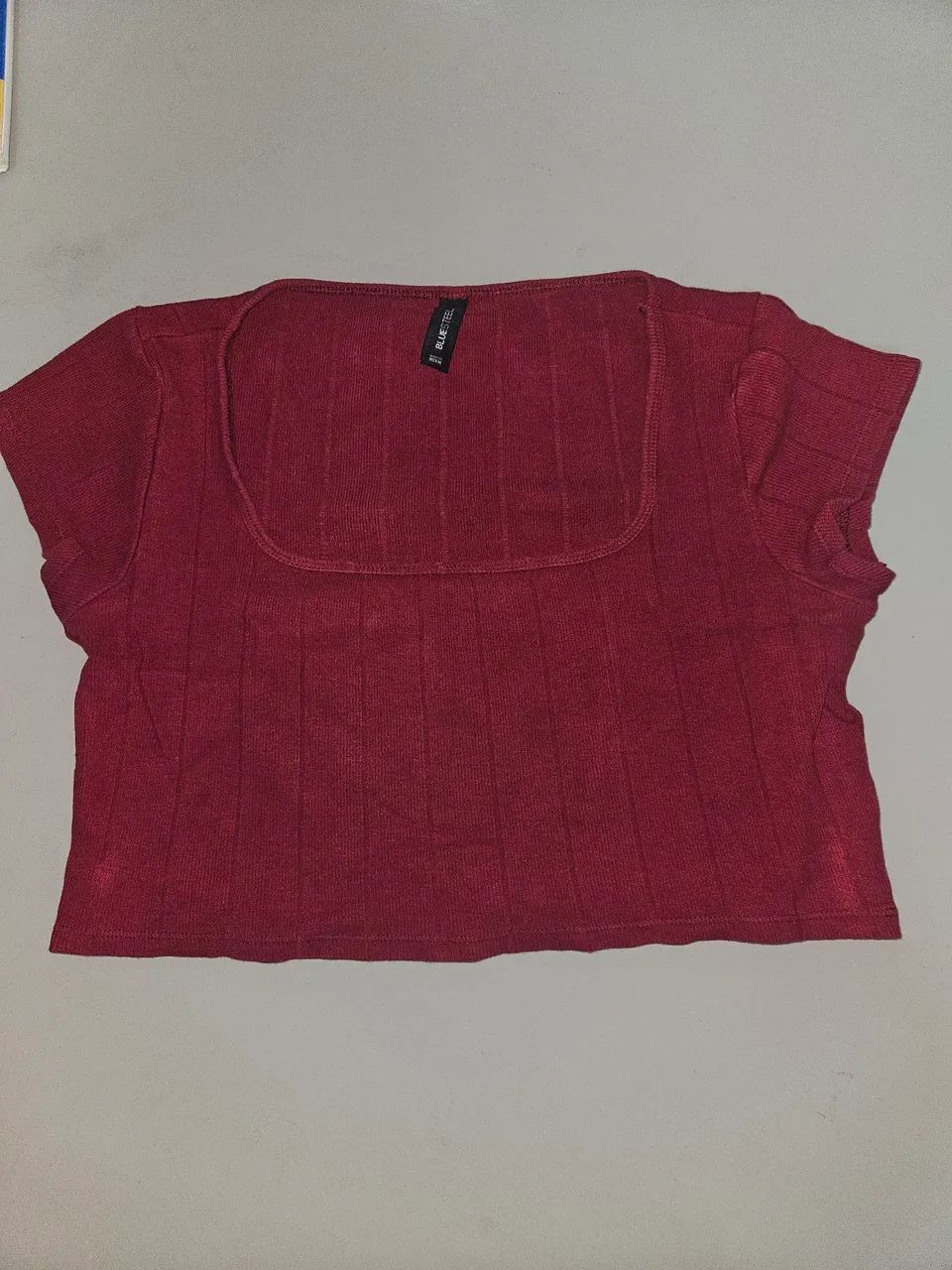 cropped vinho