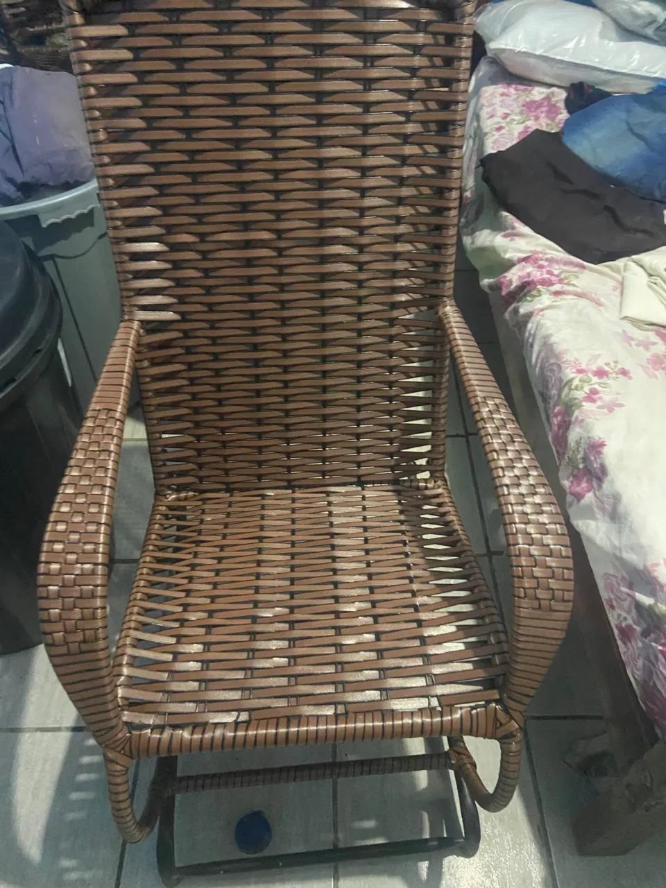 Conjunto de Cadeiras de Balanço - Lindo e Conservado - Foto 3