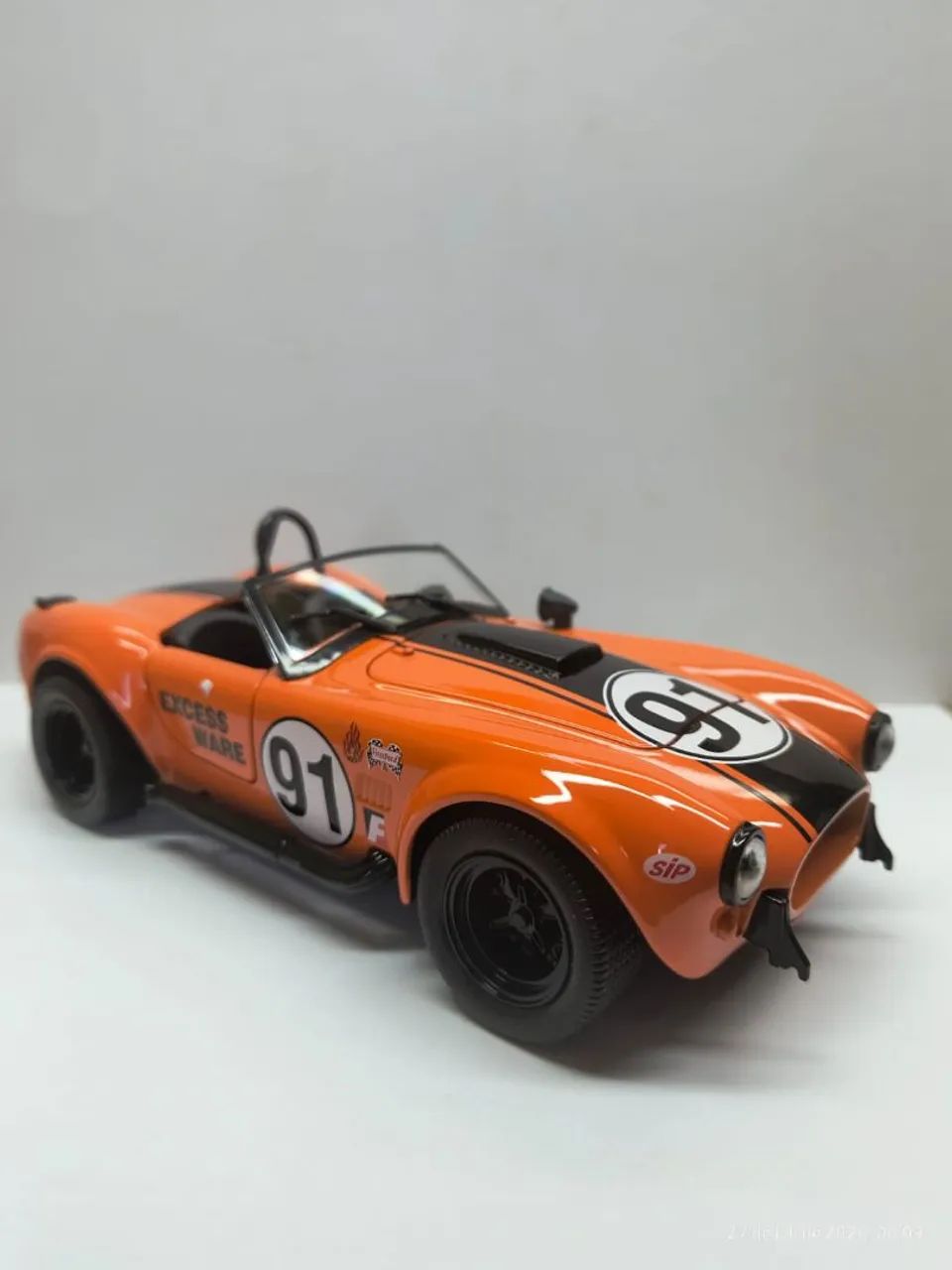 Shelby cobra Retro - Escala 1:24  - Foto 3