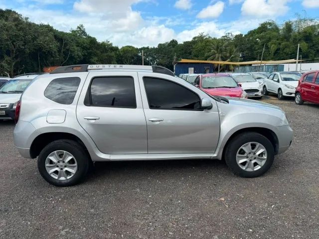Renault Duster Dynamique 2.0 Hi-flex 16V Aut. 2017 - Foto 2
