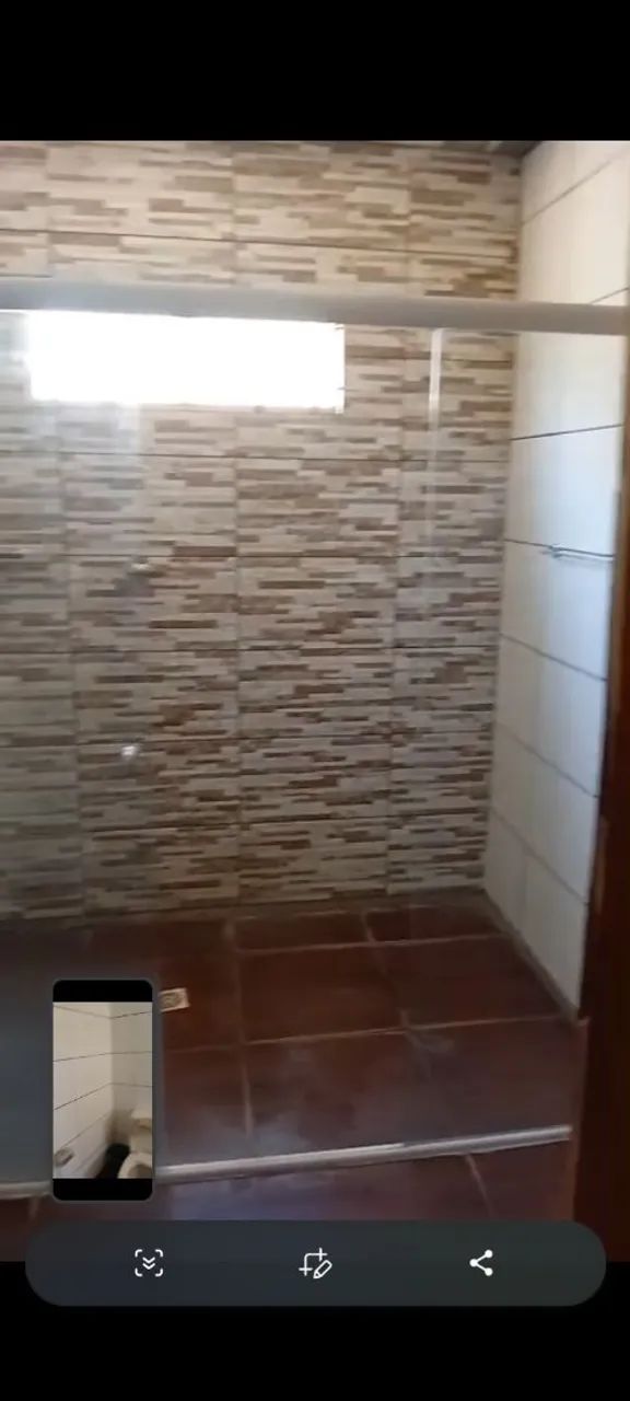 Vendo uma casa 