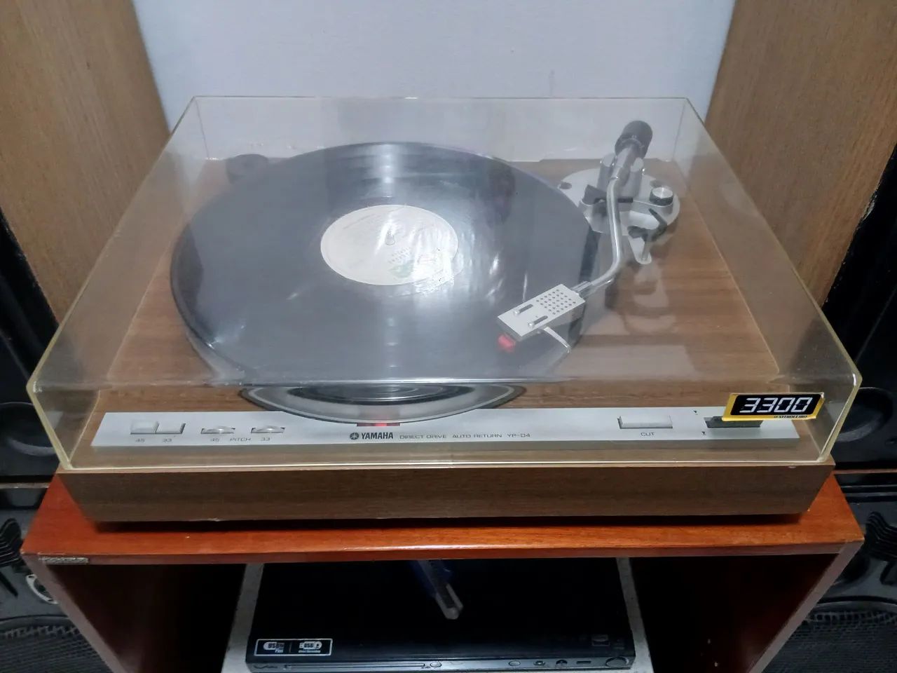 TOCA DISCOS YAMAHA YP-D4