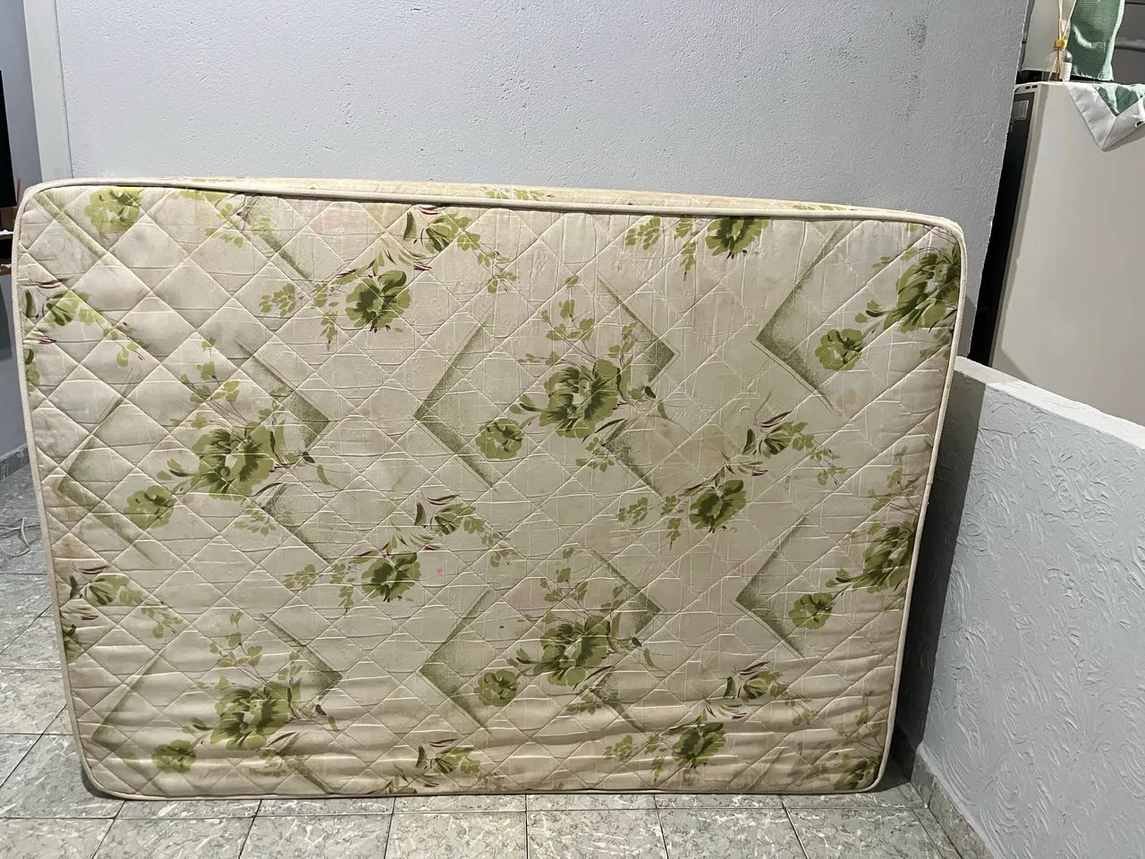     Vendo Cama de Casal - Bem Conservada - Foto 3