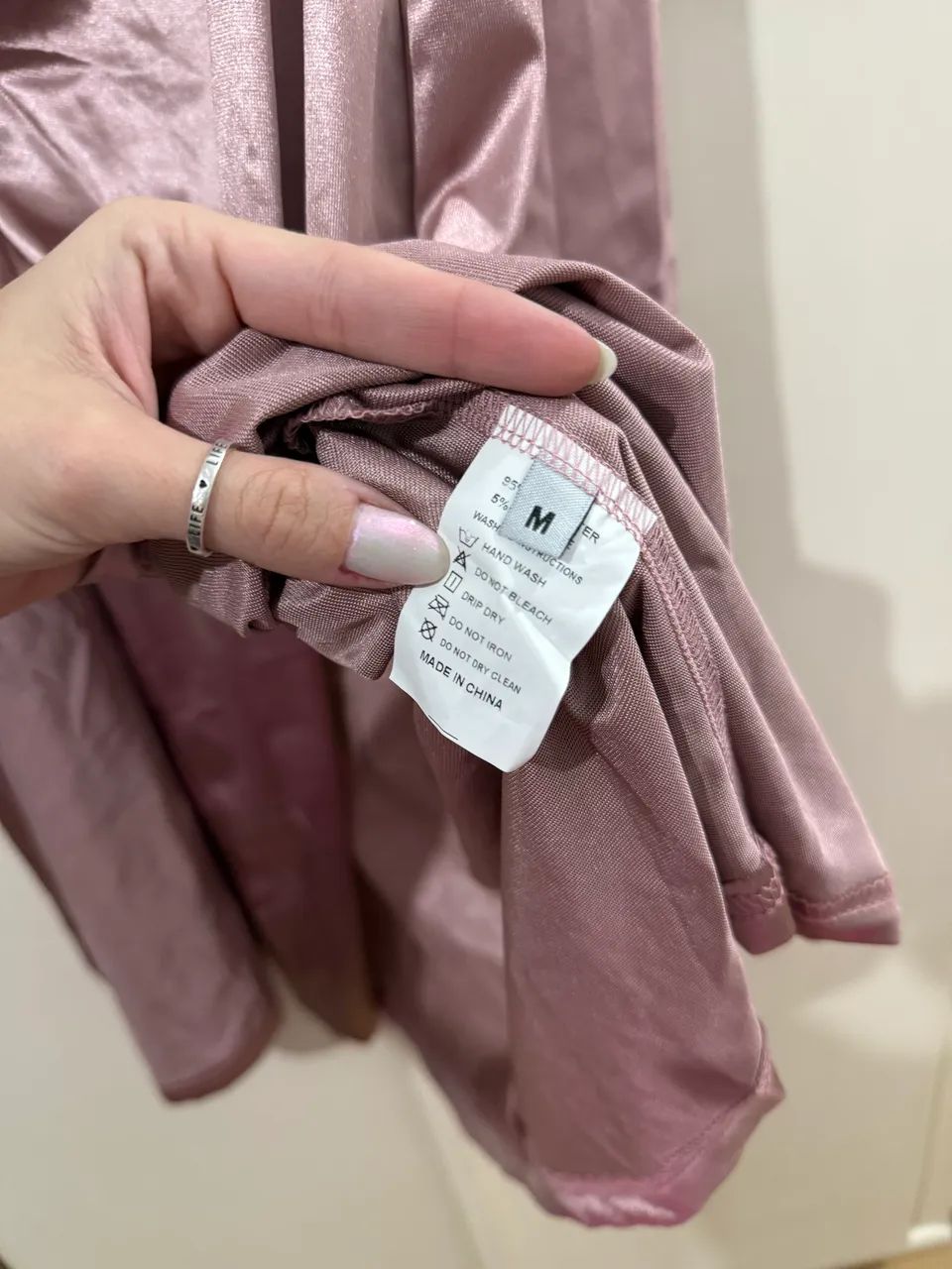 VENDO VESTIDOS DE FESTA - Foto 4