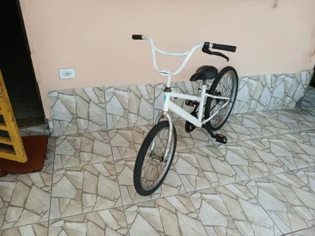 Bicicleta Aro 20/24 usada - Foto 5