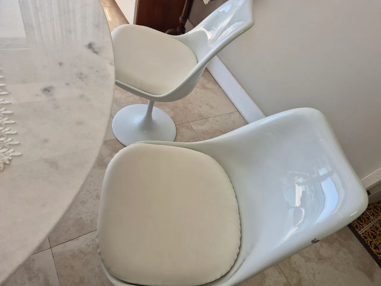 Mesa c/6 cadeiras, Saarinen mármore  - Foto 5