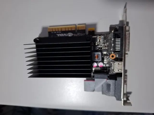 Placa de vídeo GT 730 2GB DDR3 - Foto 2