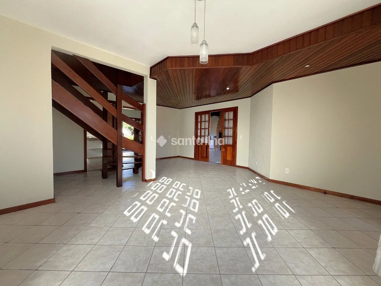 Casa com 3 dormitórios para alugar, 200m² - Carianos - Florianópolis/SC - Foto 3