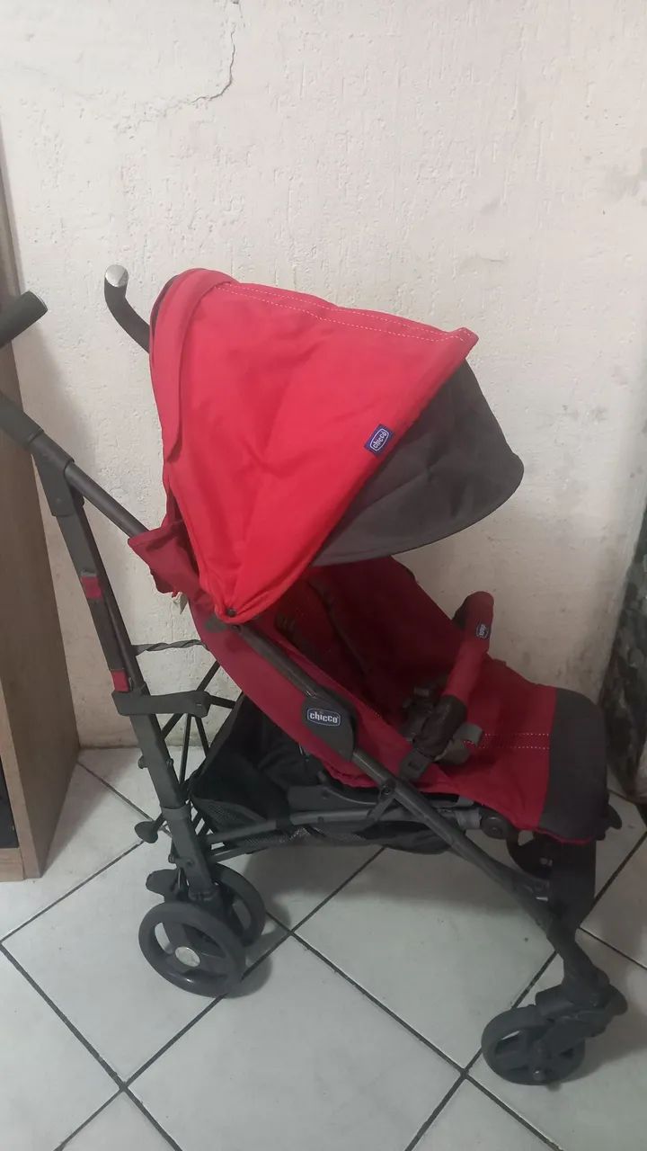Carrinho bebê Chicco guarda chuva - Foto 2