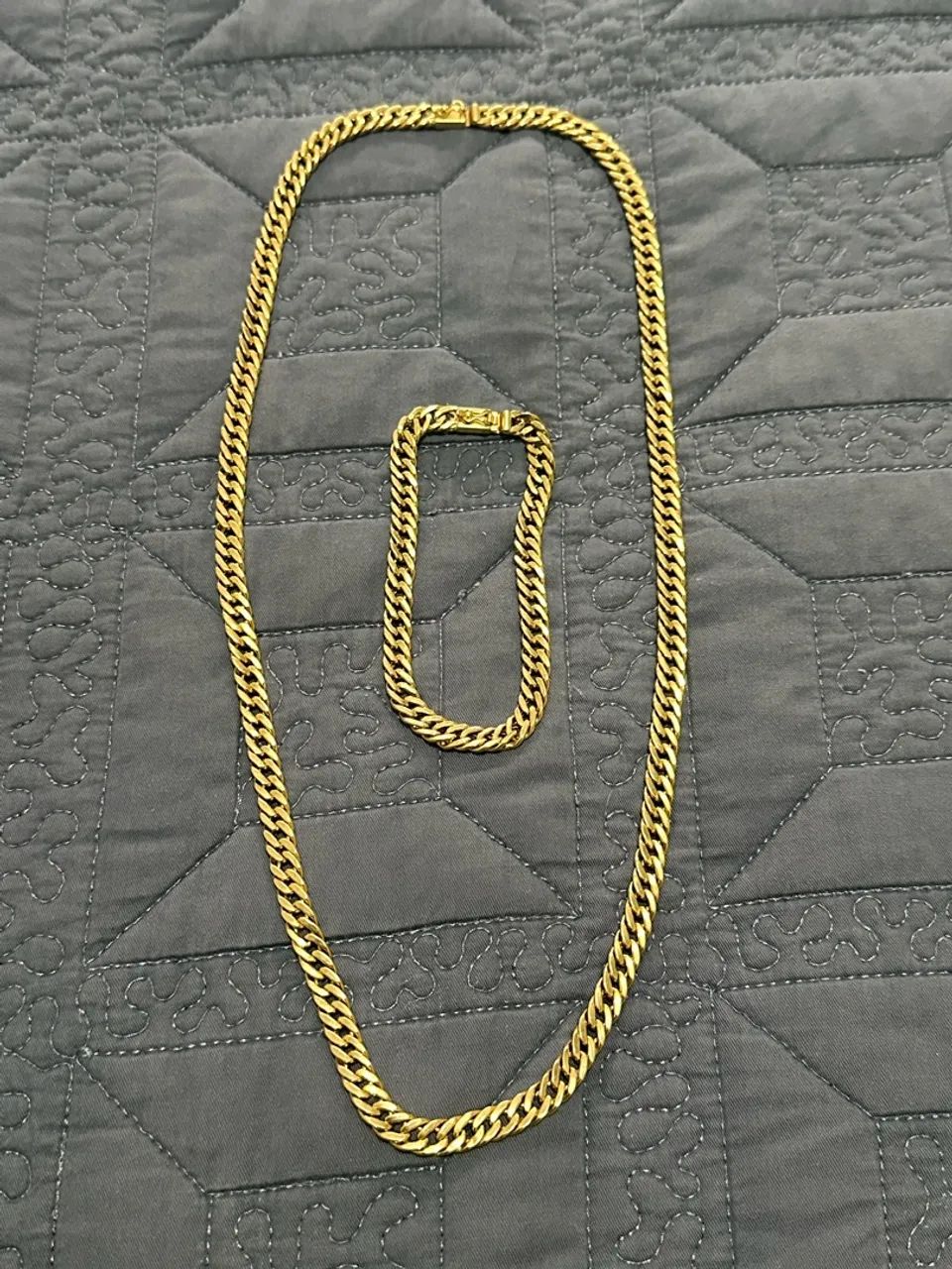 Vende -se Ouro 