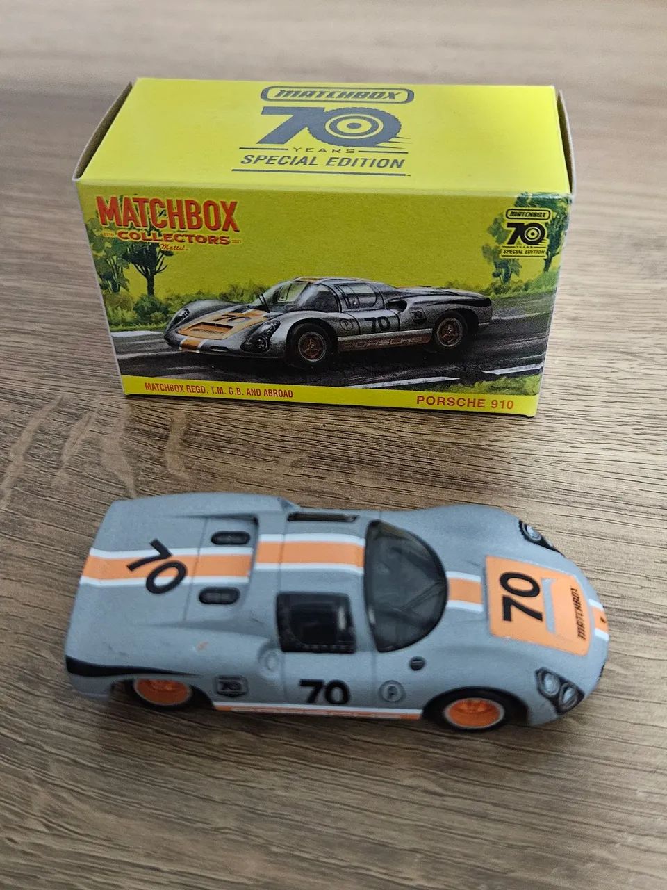 Lote 6 miniaturas Porsche Matchbox e Majorette  - Foto 4