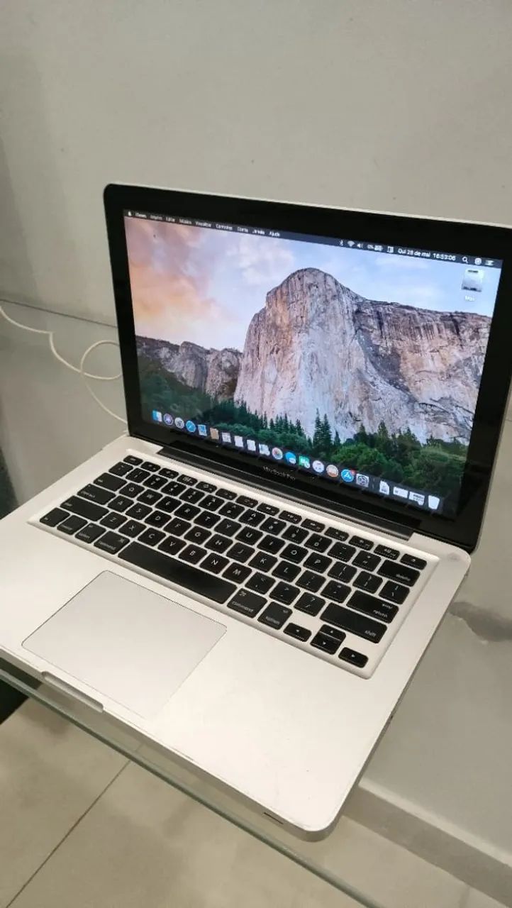 MacBook Pro 2010, Excelente Estado de conservação! Fucionando Normalmente e Vai com SSD !