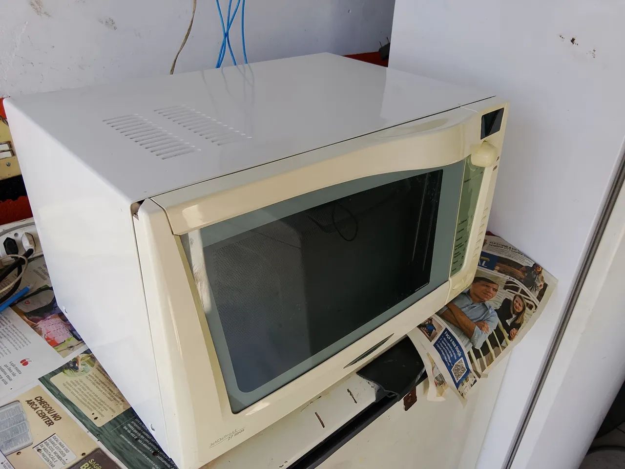 Micro-ondas Brastemp 27 litros funcionando perfeitamente - Foto 3