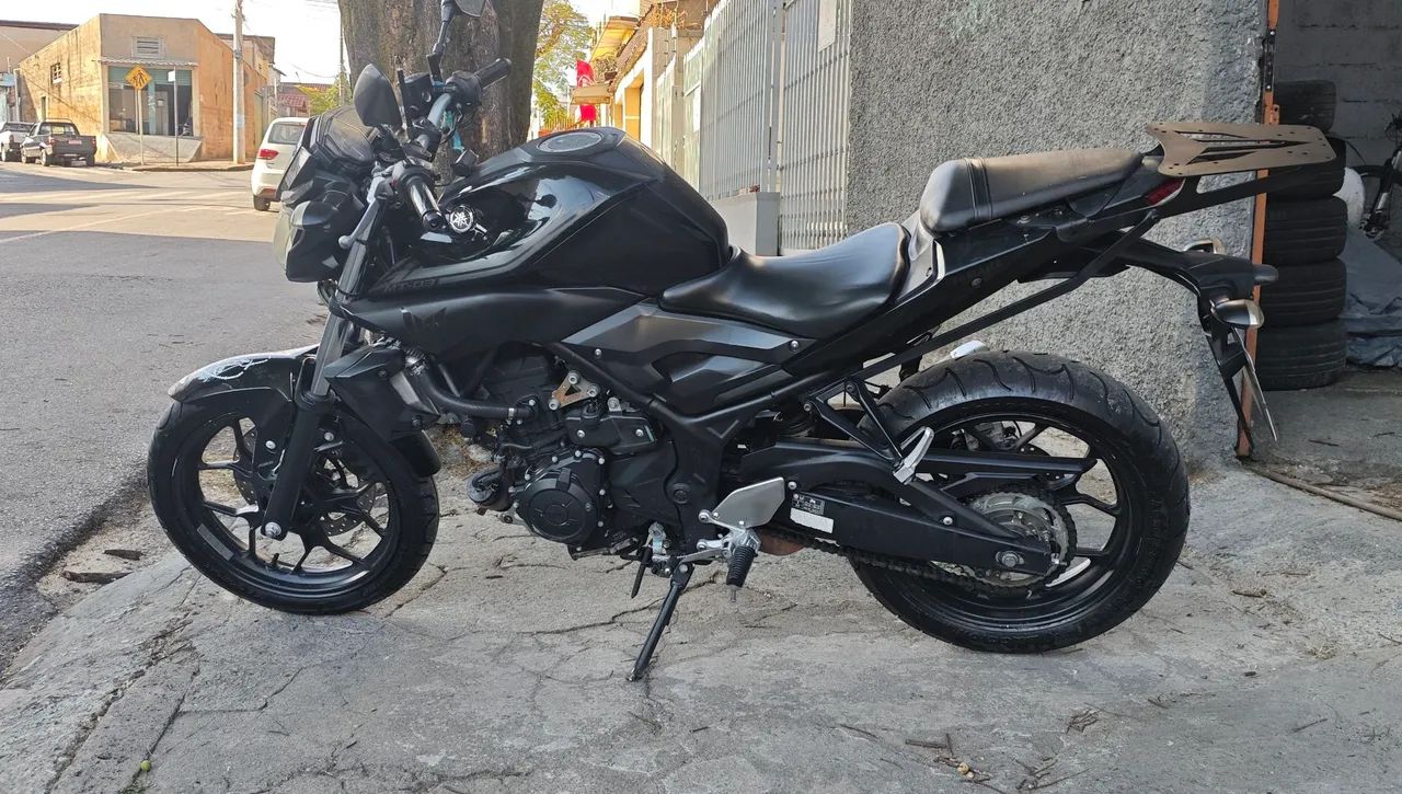 Yamaha MT 03  - Foto 3