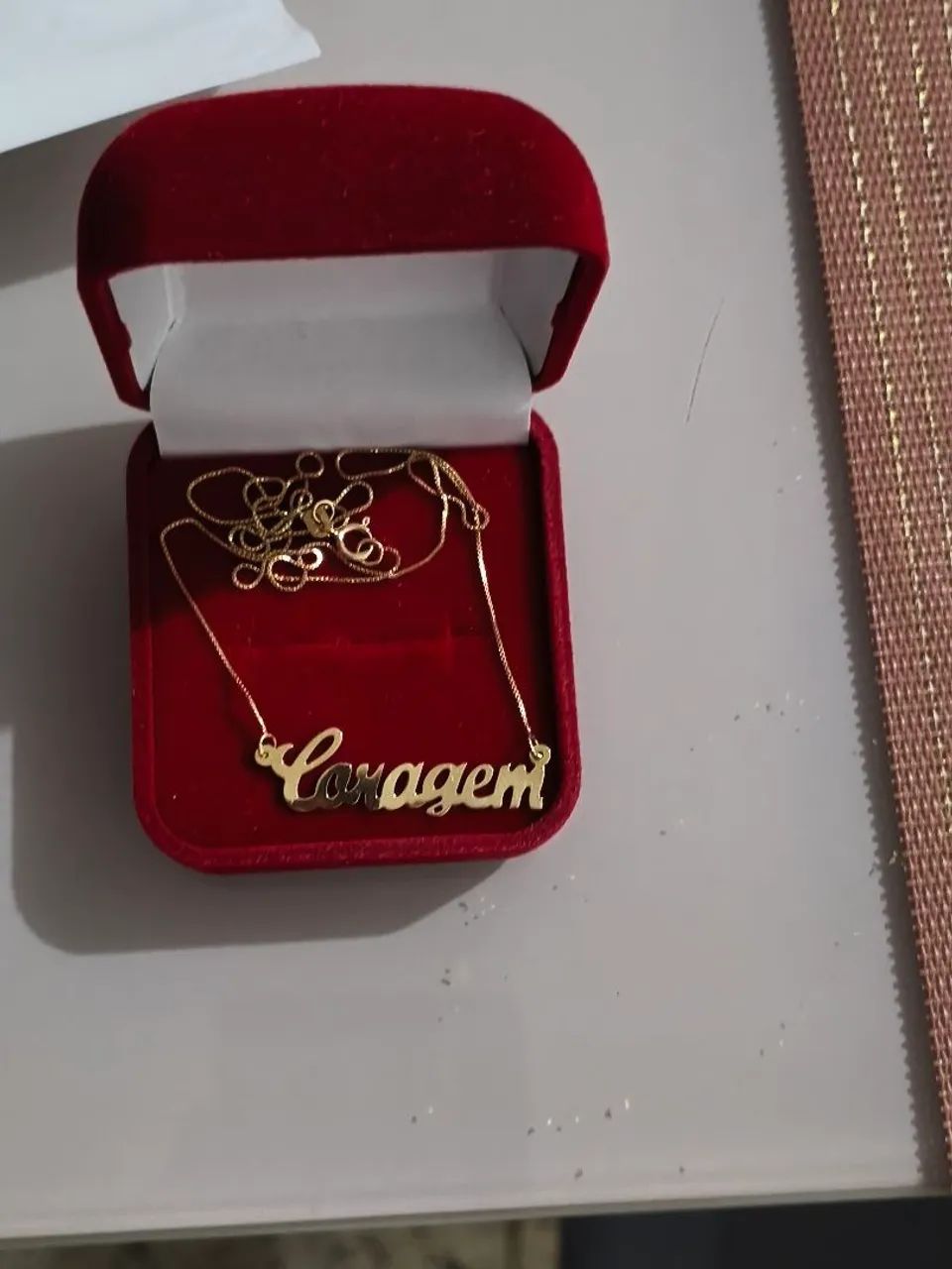 VENDO COLAR DE OURO 18 K 750  .