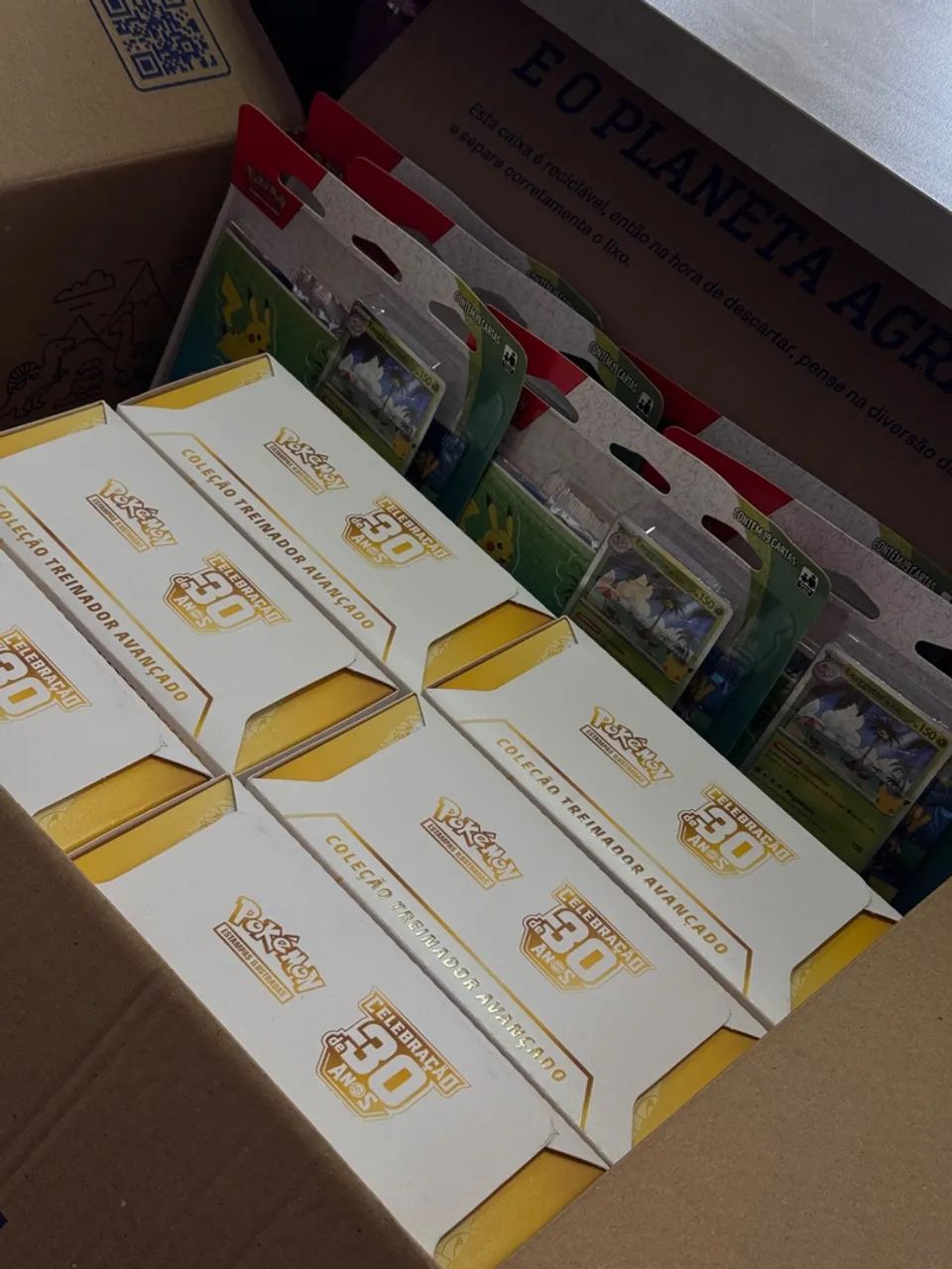 Pokémon 30 anos ~ ETB BR  - Foto 2