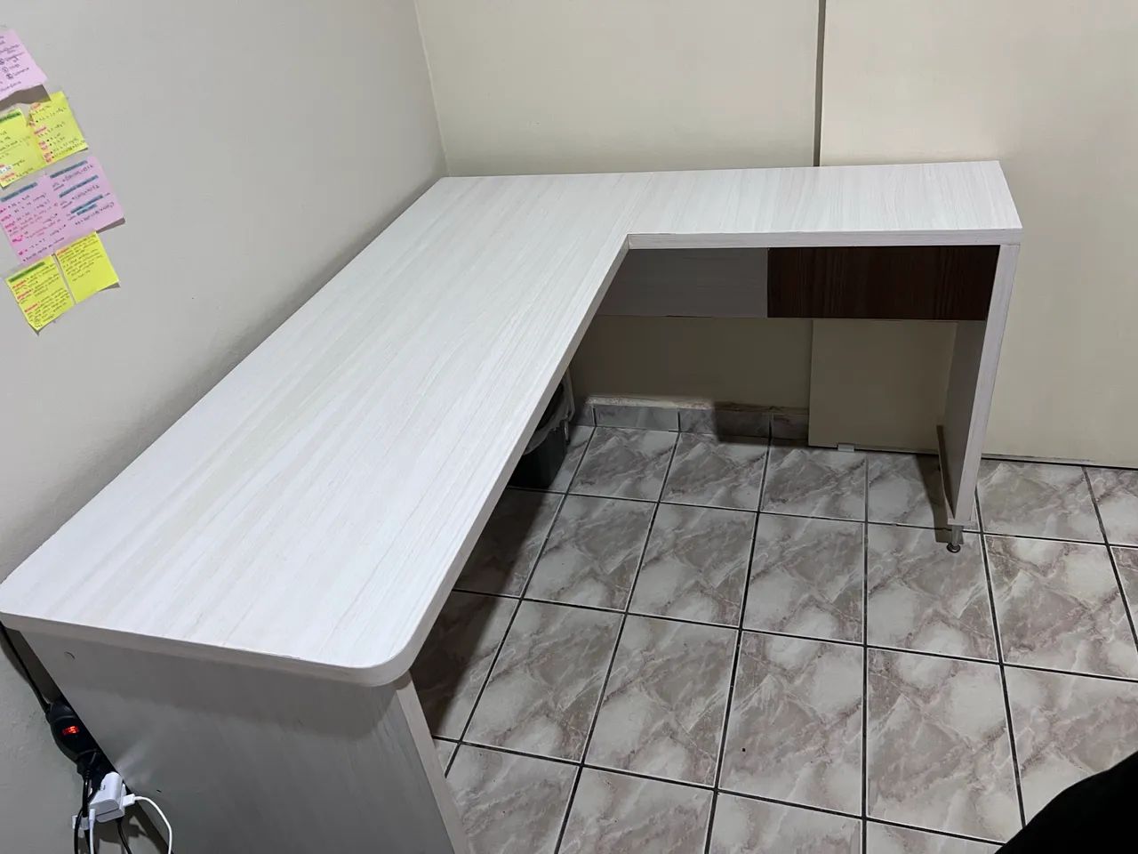 MESA PARA ESTUDOS REFORÇADA - Foto 2