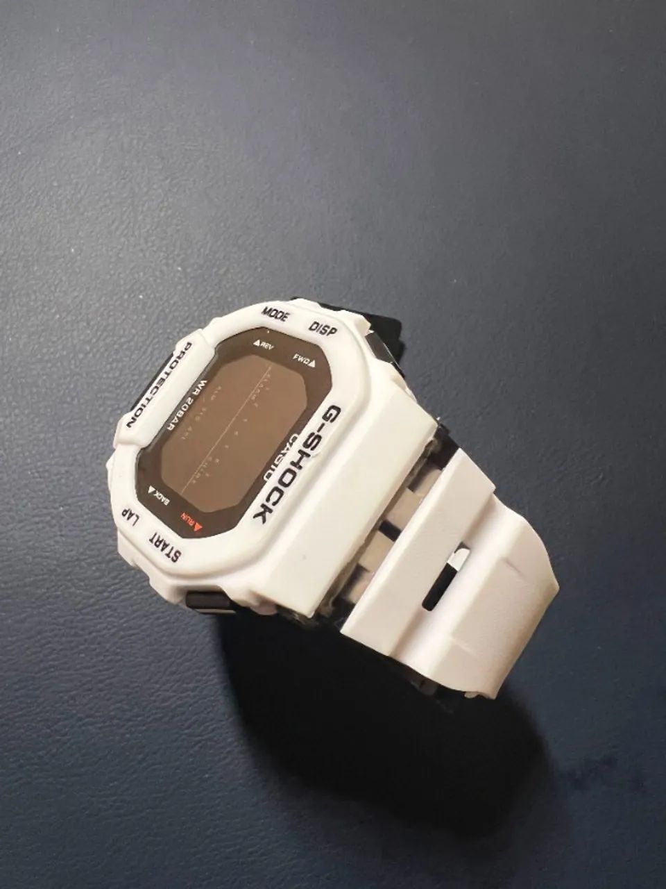 Casio Relógio digital G-Shock Move Step Tracker de resina branca GBD200-7 - Foto 4