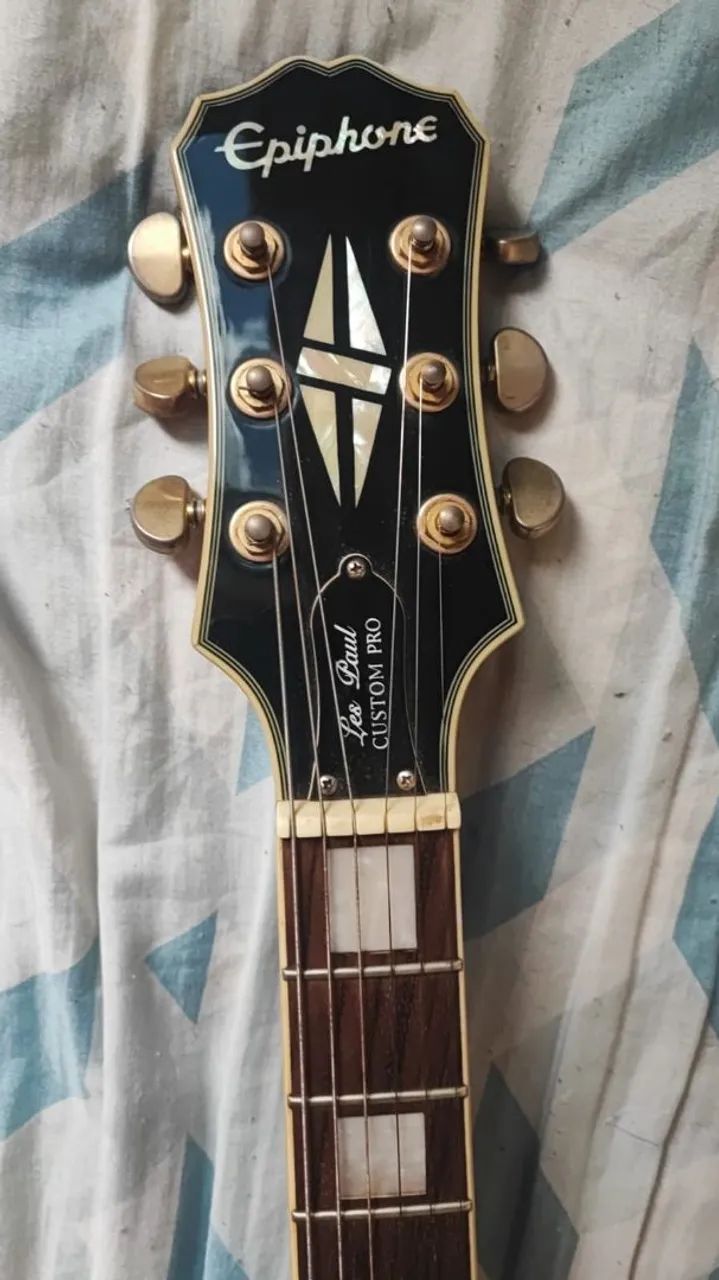 les paul epiphone custom