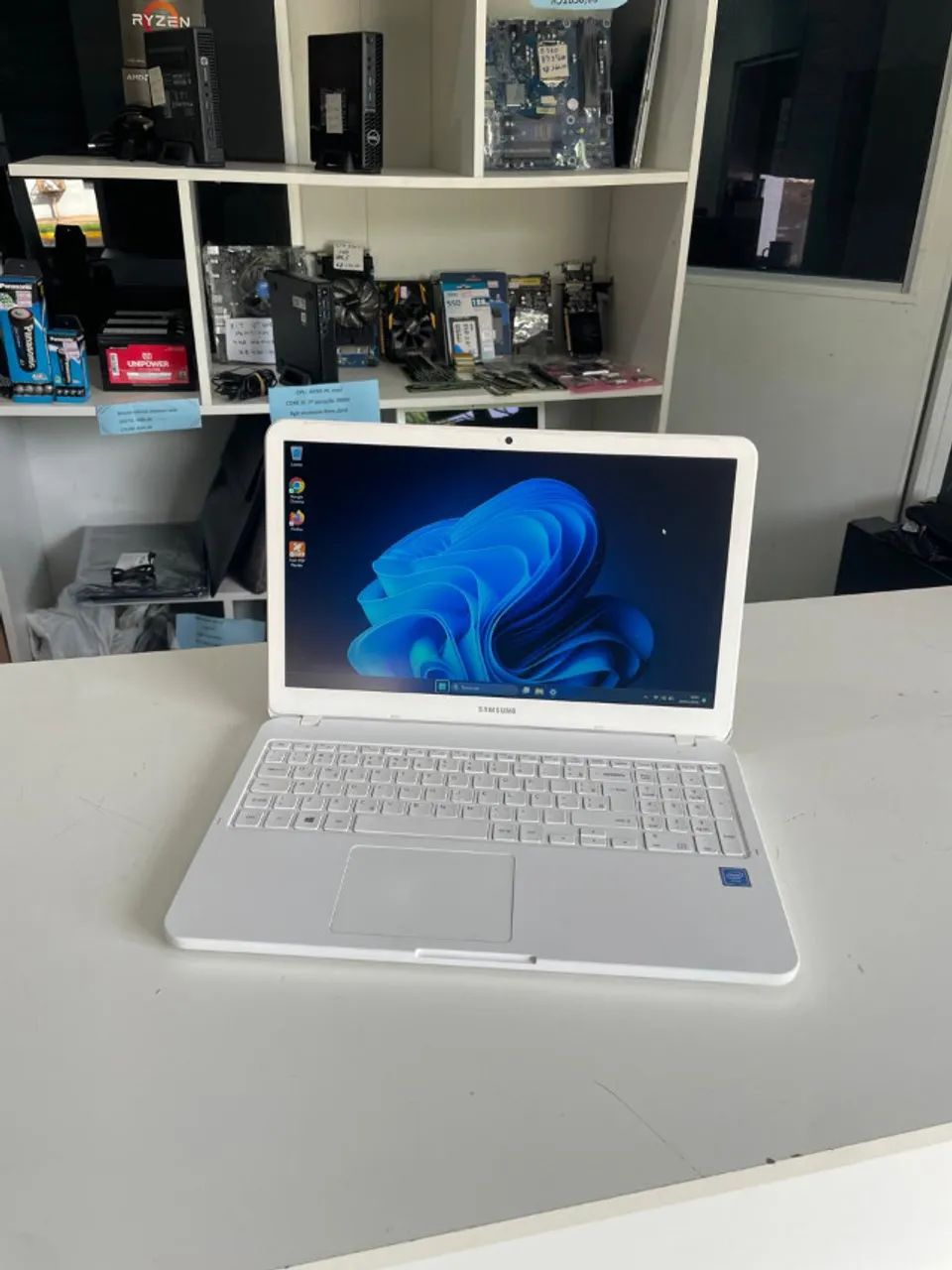 notbook samsung dual core 8ªgeração/8gb mem/ssd 240gb /tela 15.6 polegadas/ garantia e nf