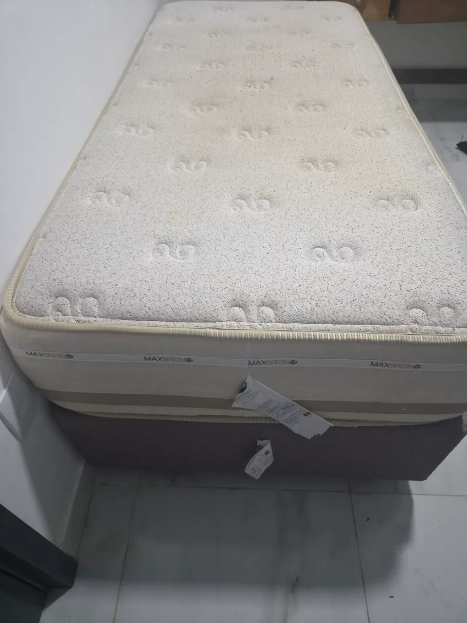 Cama box solteiro base mais colchão 