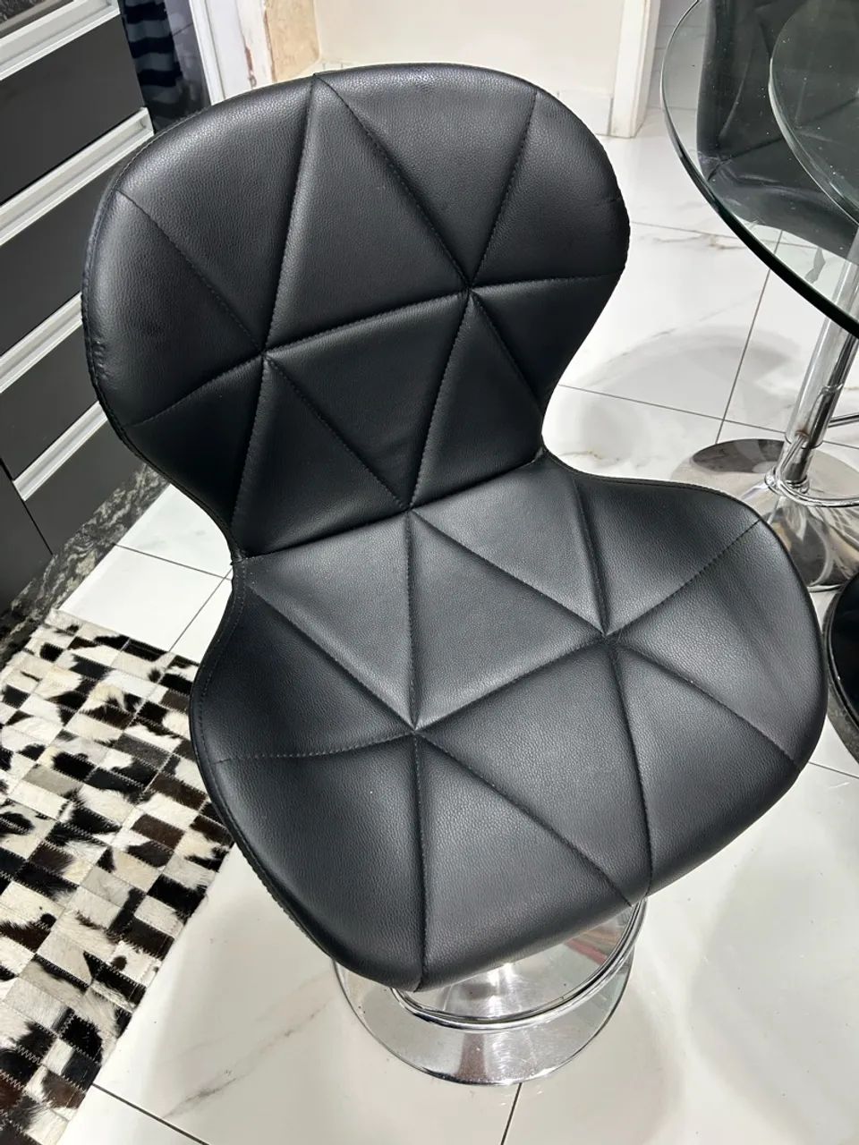 Conjunto mesa com 6 cadeiras  - Foto 2