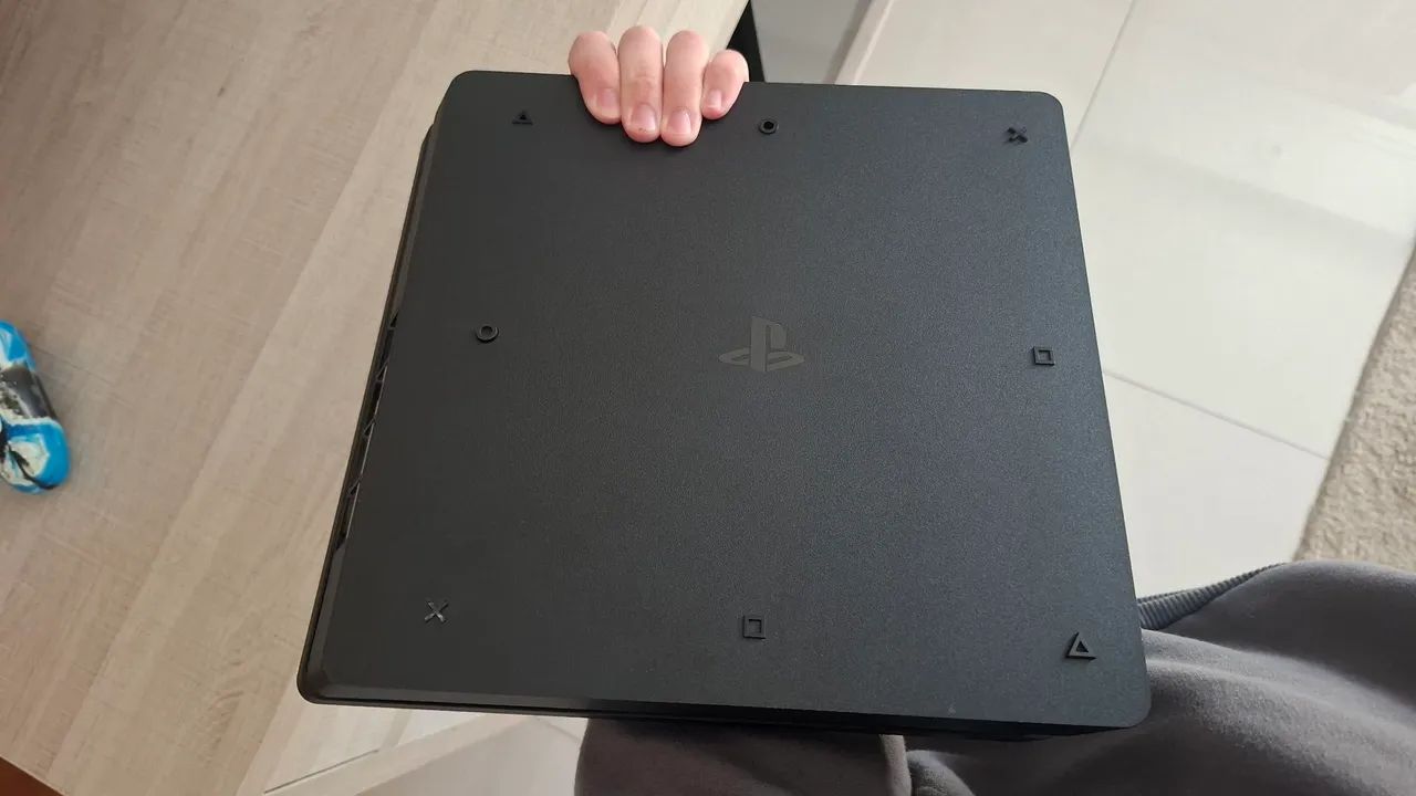 PS4 slim 1TB usado - Foto 5