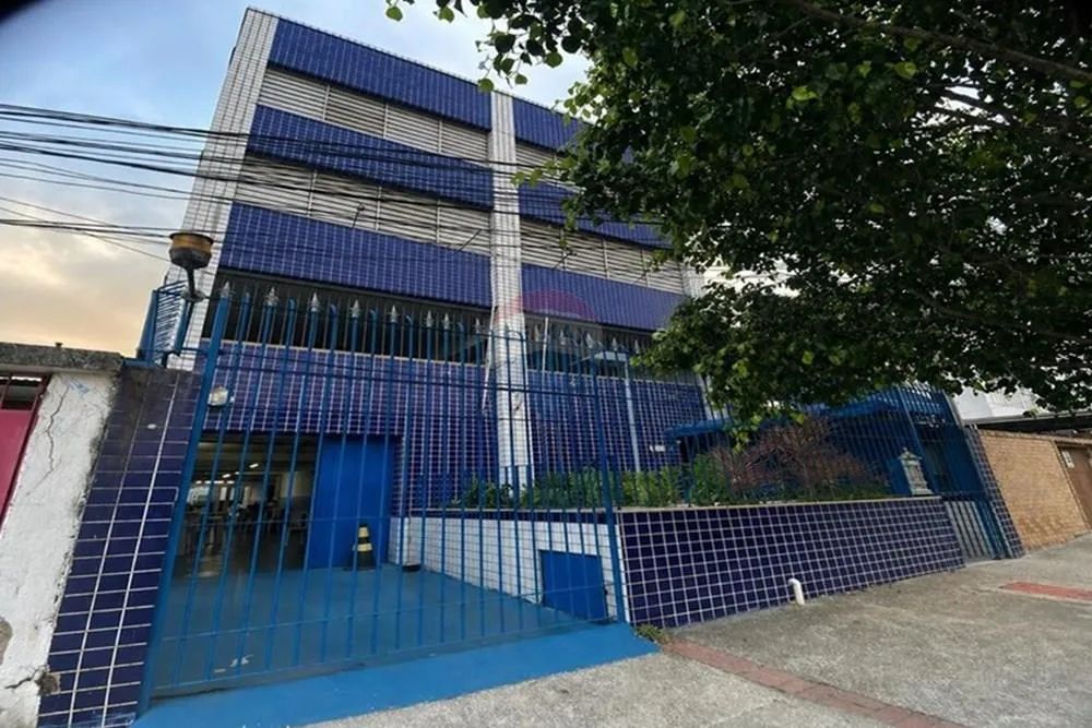 Prédio Comercial Imperdível em Irajá, RJ!