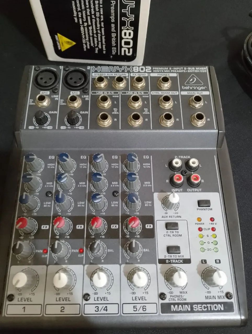 Mesa de Som + Microfone com Cabos - Foto 3